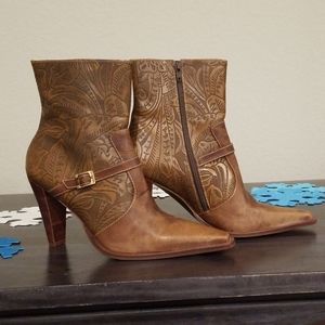 Worthington carved leather boots
